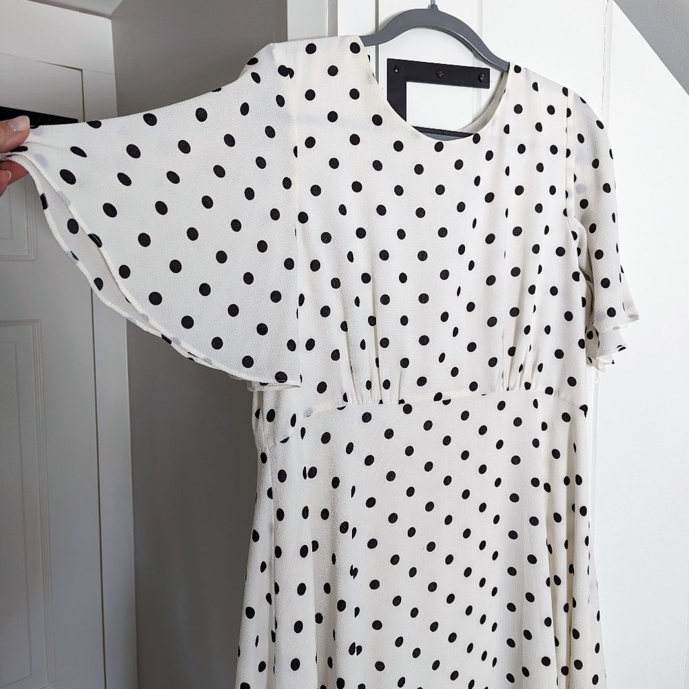 ELIZA J BLACK AND WHITE PLUS-SIZE POLKA DOT HIGH LOW SUNDRESS IN SIZE 16